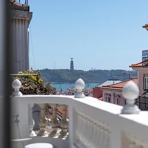 Montecarmo12 - Design Boutique 5* Lisbon
